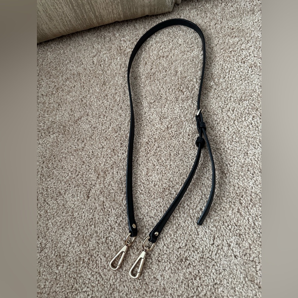 Authentic COACH handbag - Picture 5 of 11